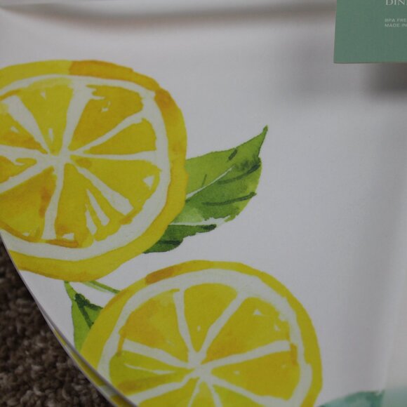 Soho Loft Dinner Plates Lemon White Yellow Set of 4 Melamine 10.5" Summer NWT - Picture 3 of 7